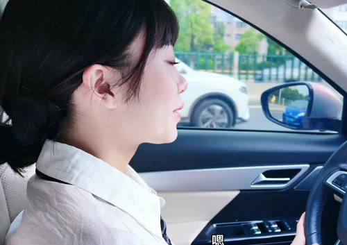 都市年轻女白领老板私人秘书