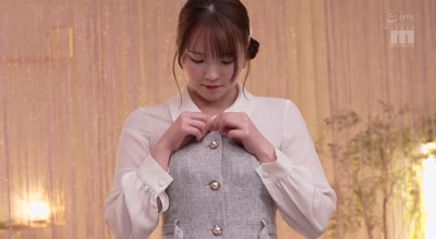 MIDA-222揉捏高潮的歐派性感精油按摩滑溜發光大絕頂-宮地莉央